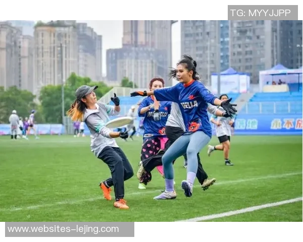 成都飞盘队与杭州飞盘队实力对比赛后分析与总结 成都飞盘队与杭州飞盘队实力对比赛后分析与总结